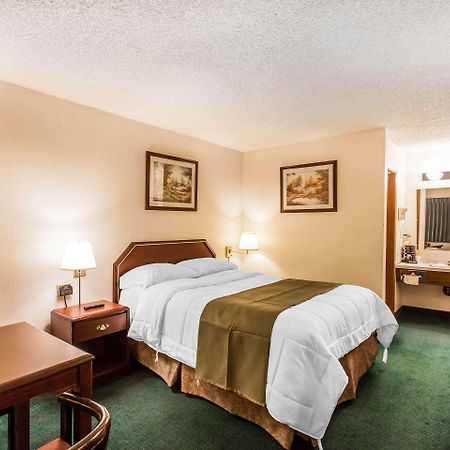 Econolodge אוורט מראה חיצוני תמונה