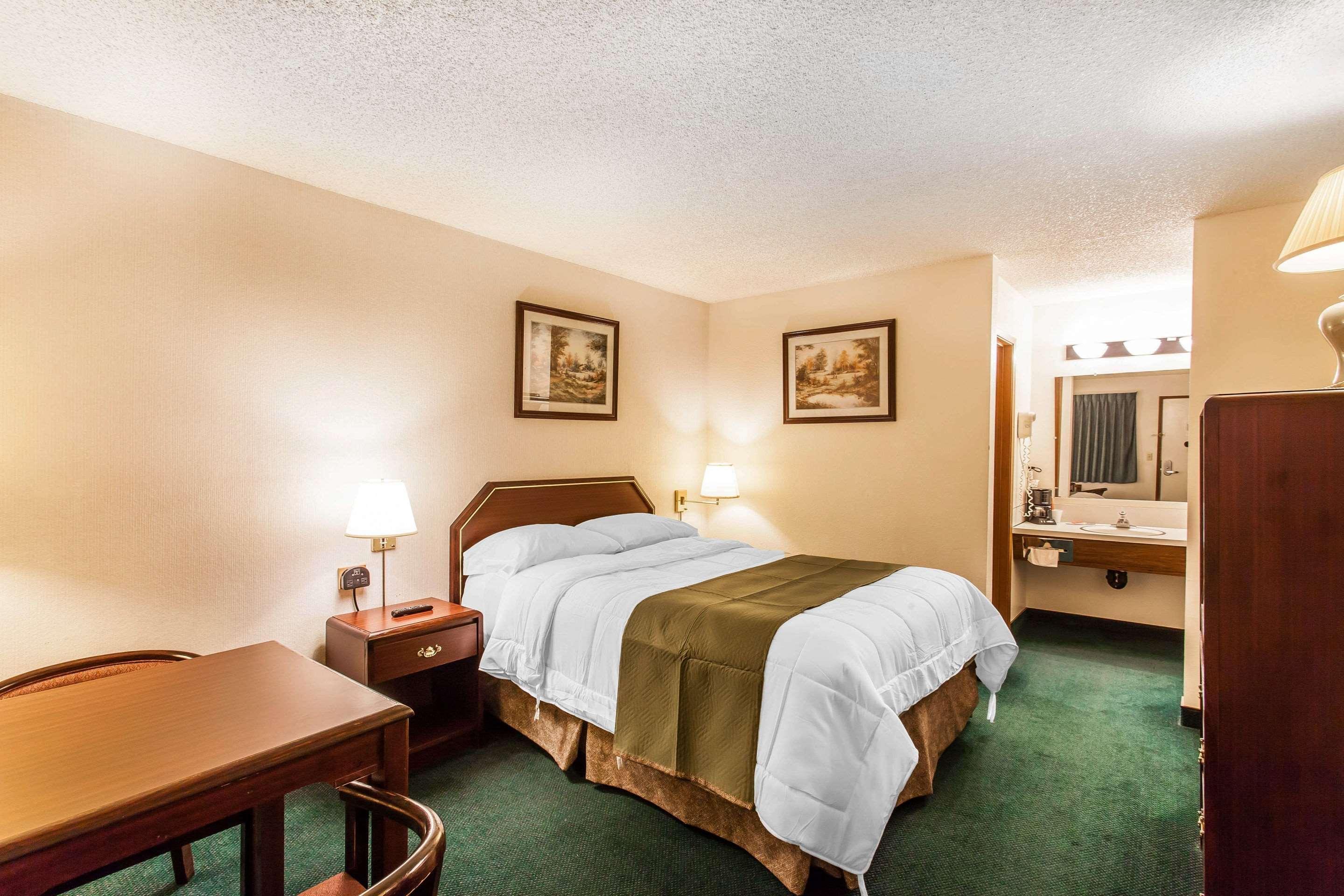 Econolodge אוורט מראה חיצוני תמונה