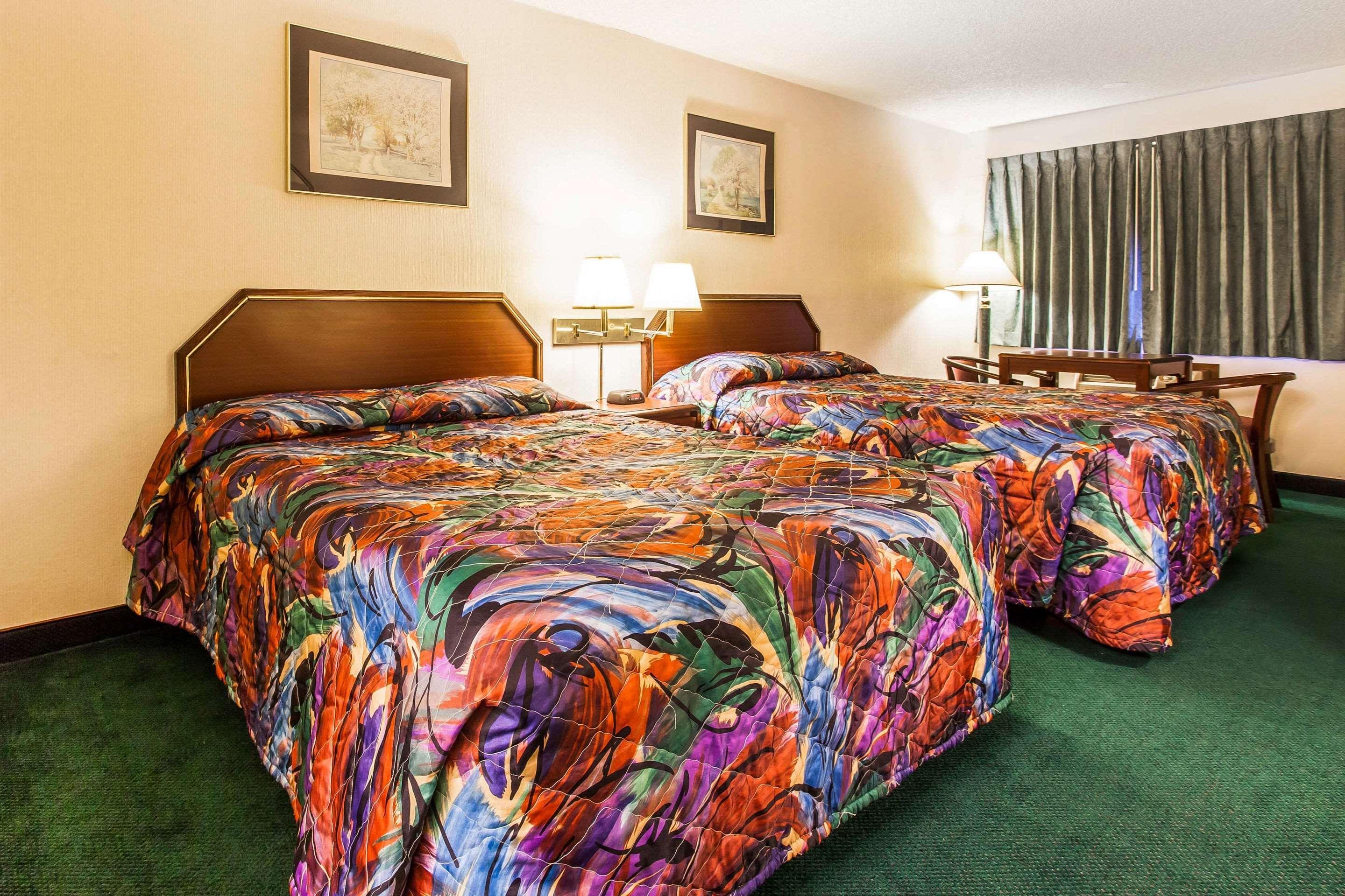 Econolodge אוורט מראה חיצוני תמונה