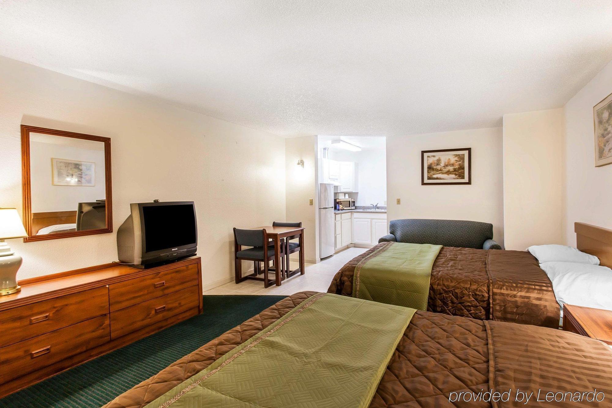 Econolodge אוורט מראה חיצוני תמונה